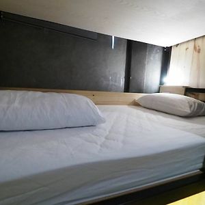 Dormitory Room Mixed